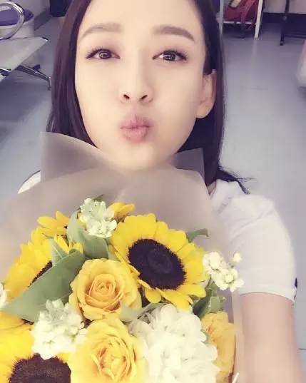 detection＂ content=＂telephone=no, email=no＂ /