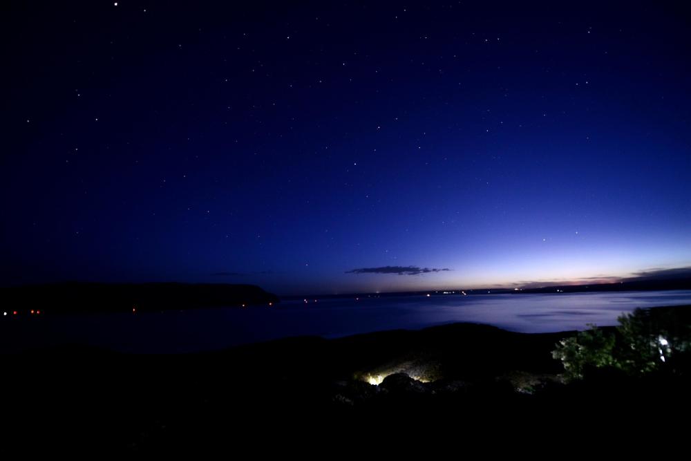 这里的黄河是清澈的，这里的夜空星河璀璨