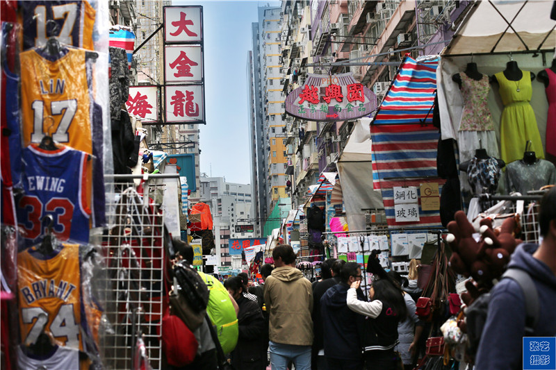 香港女人街 最平民化消费，很多商品都是国内进货