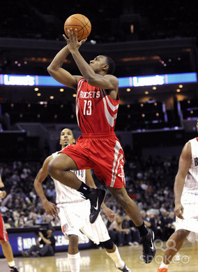 他5赛季换队9次 底薪却成球队支柱_腾讯NBA