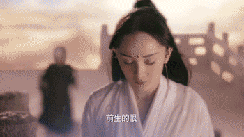 杨幂新电影再跳“诛仙台”？网友：跳井运动好手