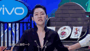 姑娘，你手臂上的囊肉手感真好