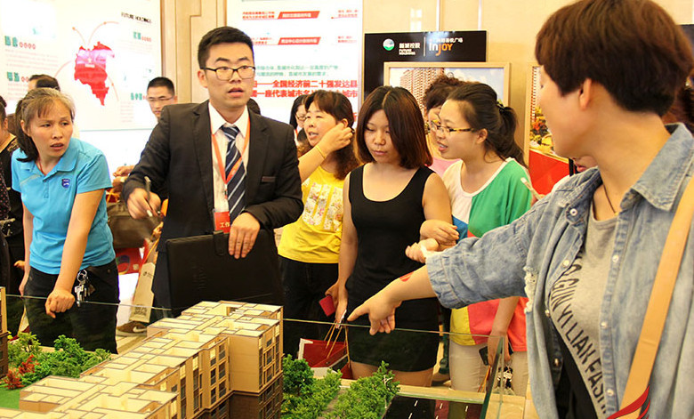 未来20年中国房价一直涨下去吗?买不起房的才