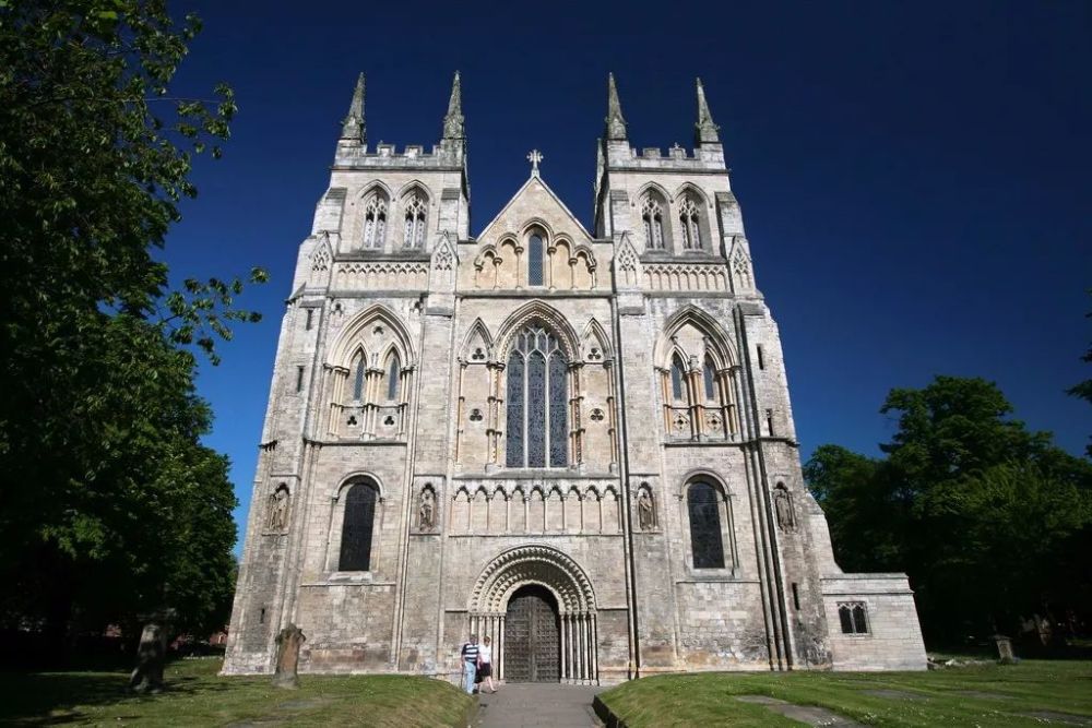 周杰伦的教堂仪式古堡婚礼离我们到底有多远?