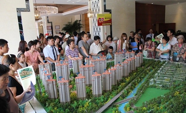 房价全面普跌 泡沫终将破灭？经济家给出的时间是2020年 