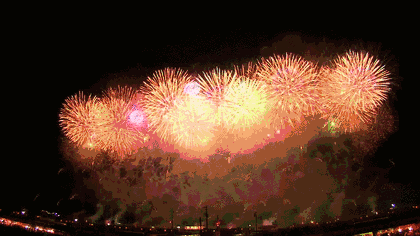 日剧经典桥段的花火大会,你会和谁一起去?