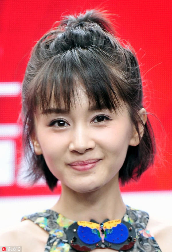 周冬雨的杨桃辫、赵丽颖的苹果头…半个娱乐圈