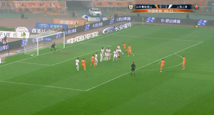 中超-鲁能2-1绝杀上港 多次爆发冲突