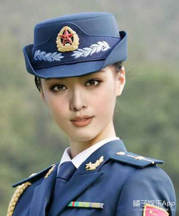 朋友圈被合成军装照刷屏,于是试了试上传明星