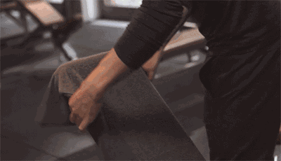 的人来说   日常自然少不了跟健身器材接触   大量的汗渍残留在上面