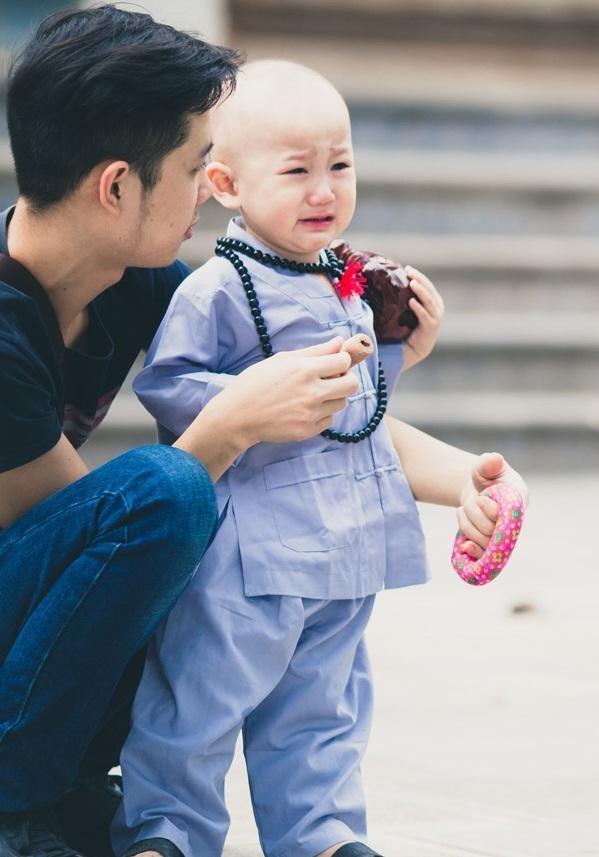 世界上最可爱最萌的小和尚,却常常被游客弄哭