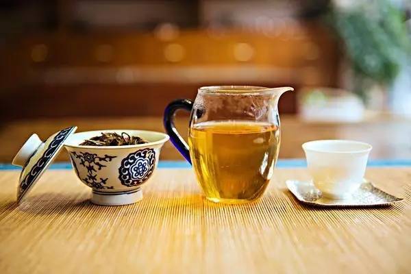 老人口味重_养生文化 夏季30多度,多喝绿豆汤,但是这4种人别吃(2)