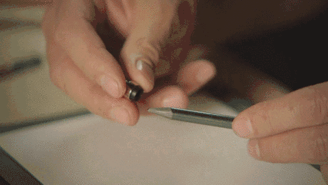 一枚魔戒激活一支普通铅笔,绘画圈拜倒一片