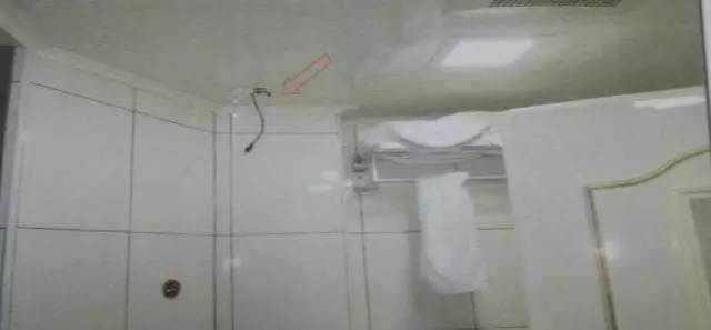 大陆游客入住台湾民宿 在烟感器内发现针孔摄