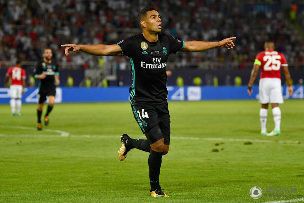 皇马巴萨相同号码大PK:梅西稳胜魔笛