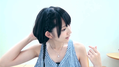 爆笑gif趣图:猝不及防的爱来临了,你会怎么办?