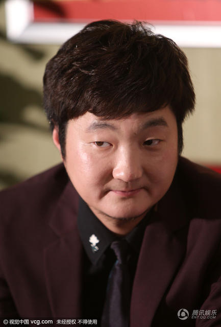 组图:影帝王大治的表情包请拿走 奔放咧嘴大笑