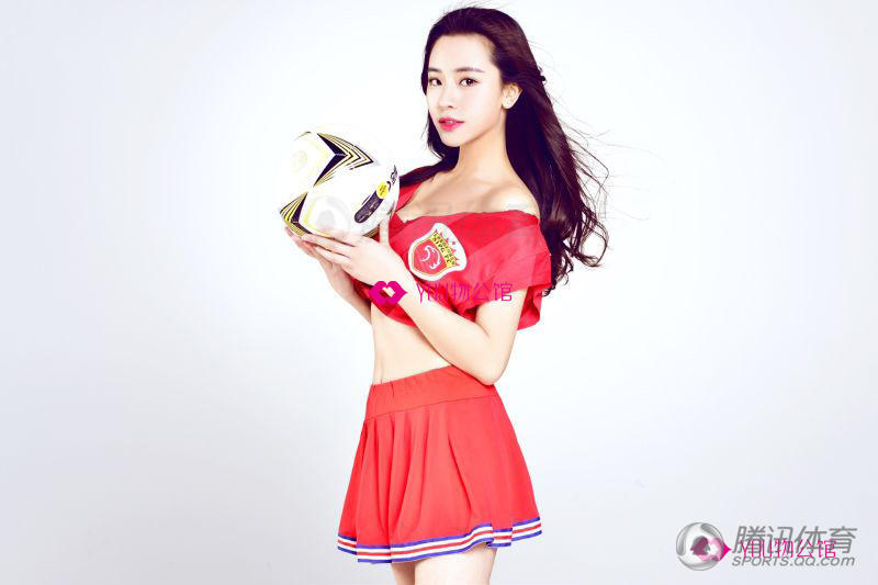 上港宝贝甜美可爱 酷似神仙姐姐刘亦菲