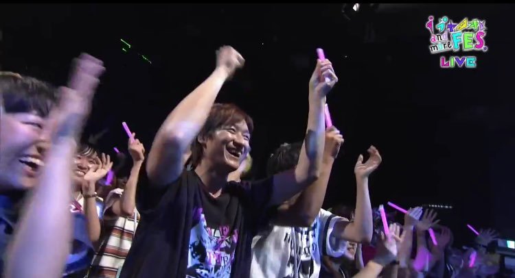 ҫլ˹￡LiSALIVEǰŴCALL