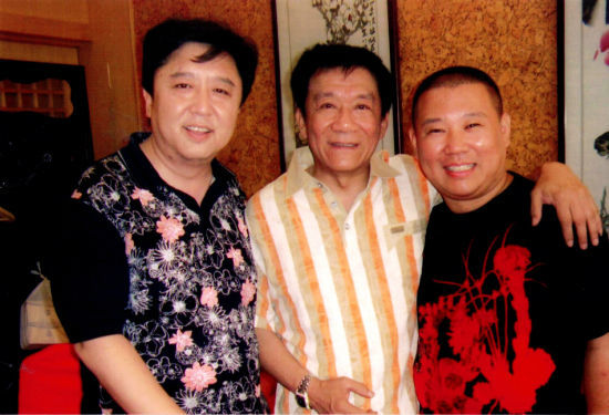 49岁于谦近照,老婆隐藏了整整18年,网友:难怪郭德纲惦记
