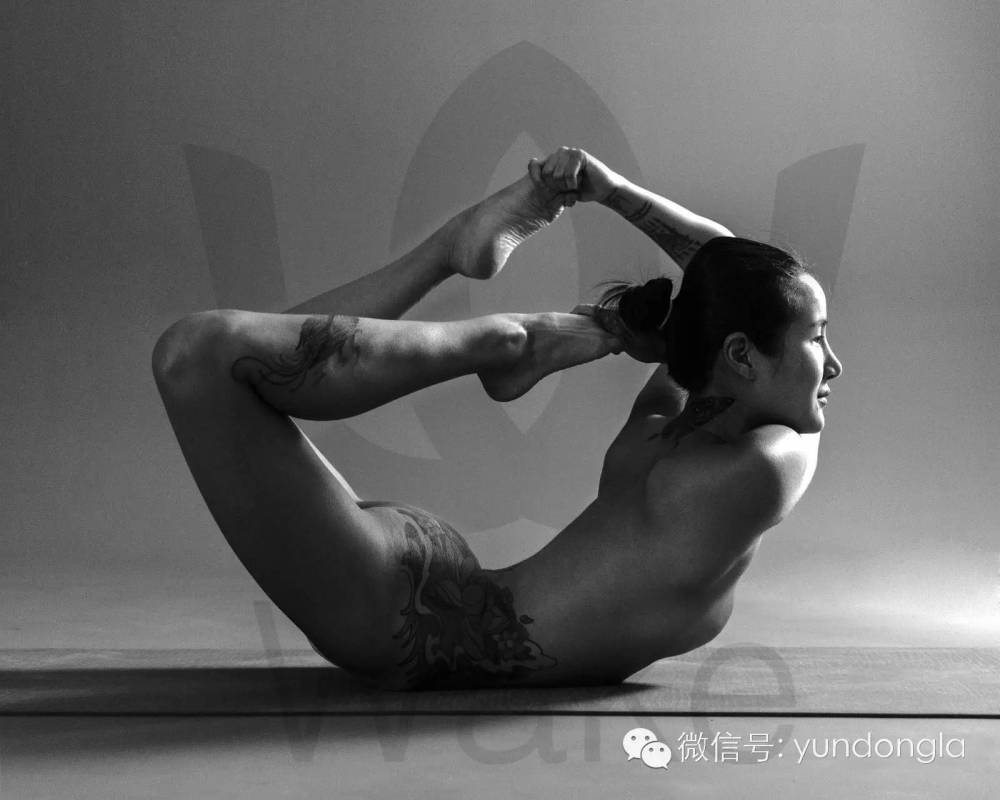 中国裸体瑜伽第一人，她一亮相就惊艳了14亿中国人
