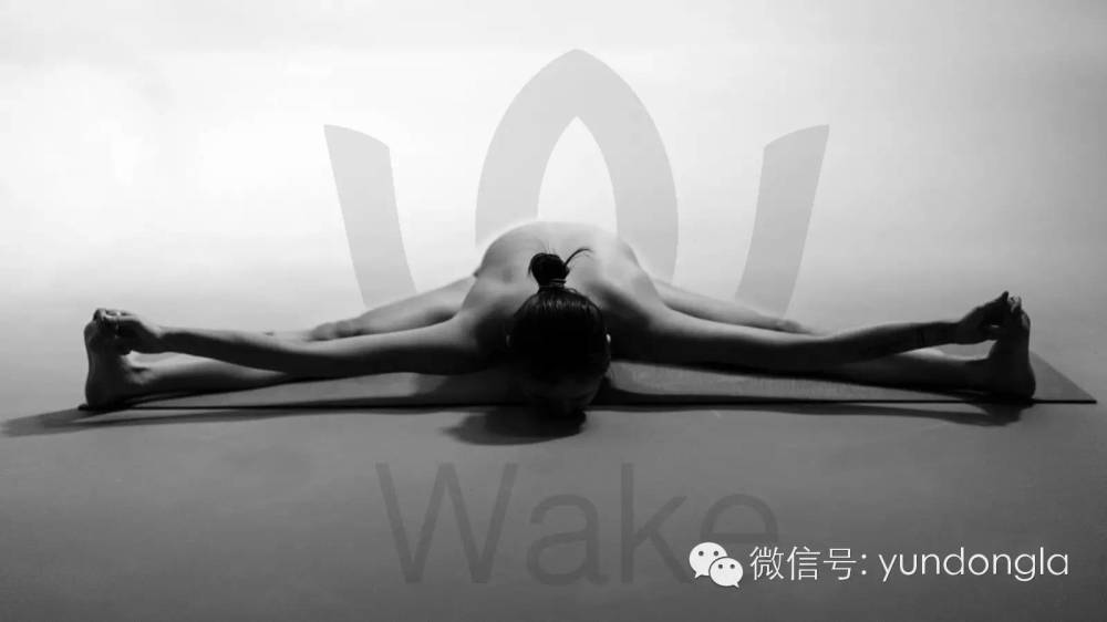 中国裸体瑜伽第一人，她一亮相就惊艳了14亿中国人