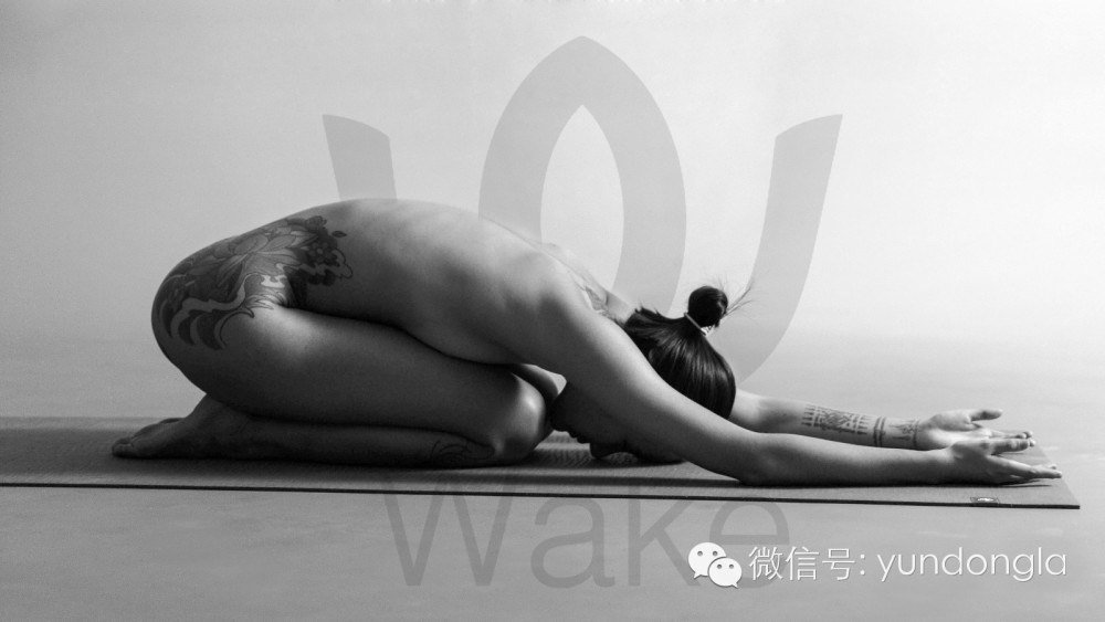 中国裸体瑜伽第一人，她一亮相就惊艳了14亿中国人