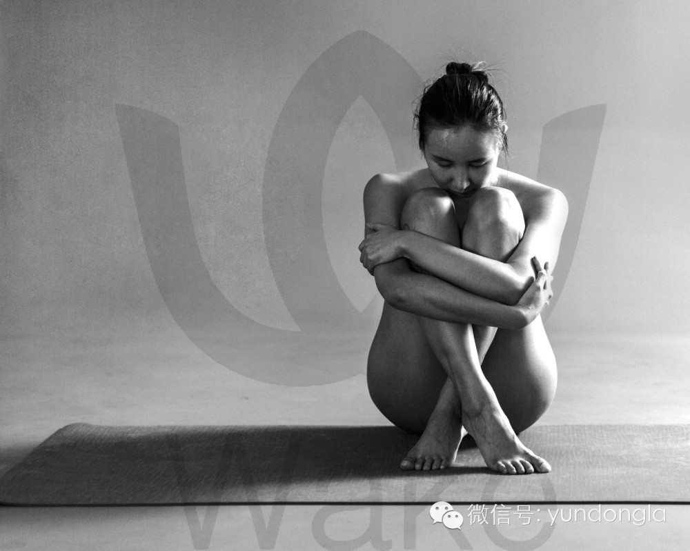 中国裸体瑜伽第一人，她一亮相就惊艳了14亿中国人