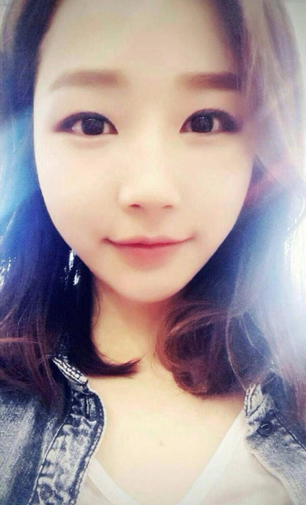 雪糕校花图片