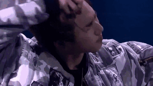 bigbang演唱会动图都撩成这样 现场岂不上天了?