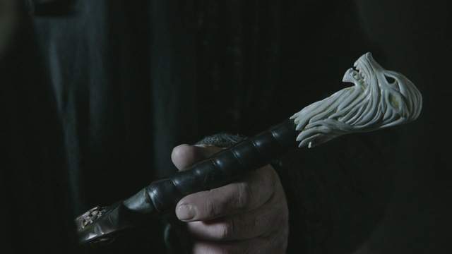 《权游》囧雪哭晕在厕所！长爪被做成施法棒