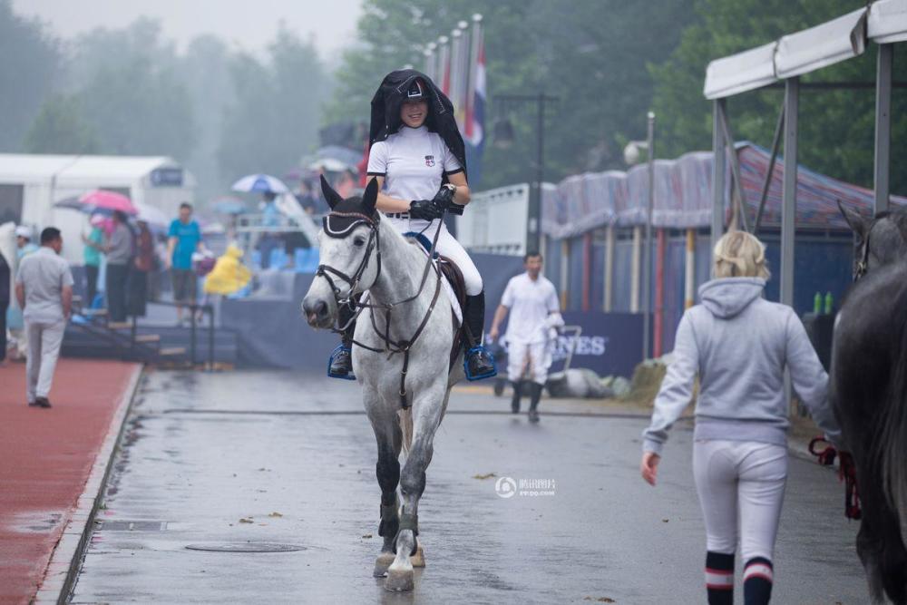 中国人的一天:马人