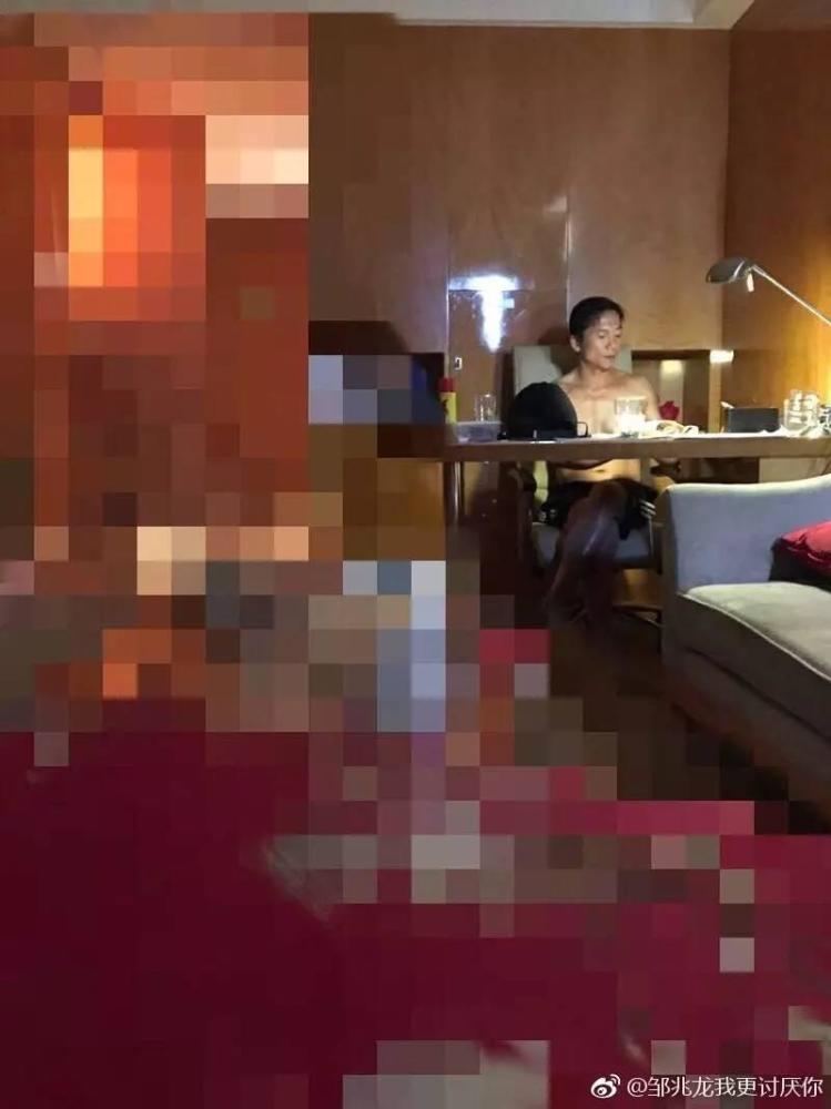 武术明星邹兆龙被曝给情妇洗内裤 和老婆7年没夫妻生活 - 11
