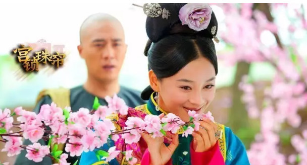 马甲线女神人设崩了？袁姗姗未经ps照片竟然变成僵尸脸？