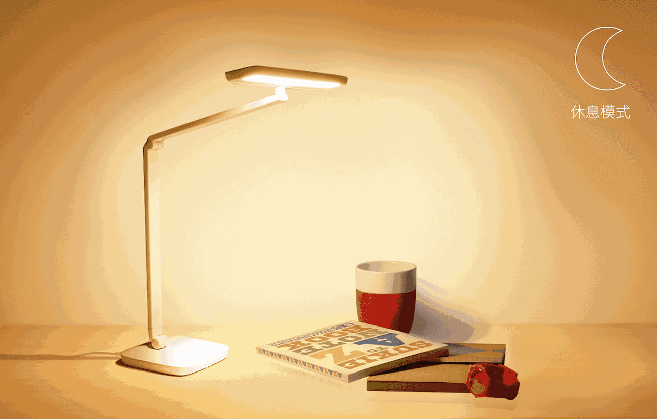 娱乐 社区 图说上海 挑战编辑部 台灯也有国标,科普时间到 台灯选的不