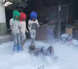 段子:我家里一直很穷,父母体弱多病,媳妇惨不忍睹