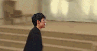 内涵段子gif:提前给你们感受下7月31日小插曲.