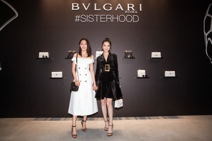 杨幂旗下四美同台现身,迪丽热巴粉丝呼声最高