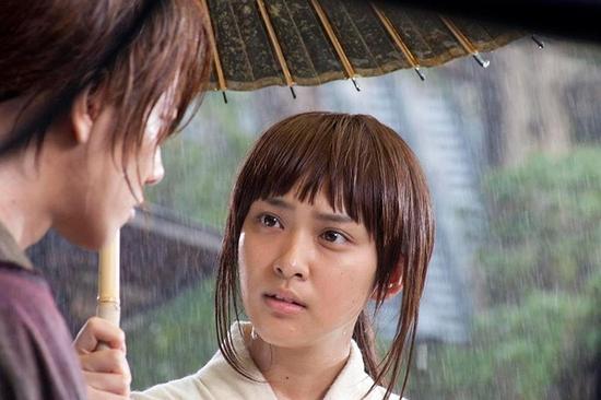 还有这种操作？武井咲结婚意外流出《浪客剑心》新作消息