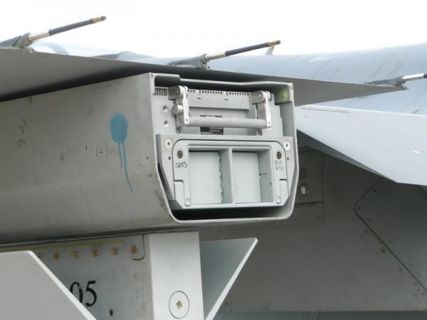 歼10C对F16V究竟谁厉害?台军战机究竟什么水