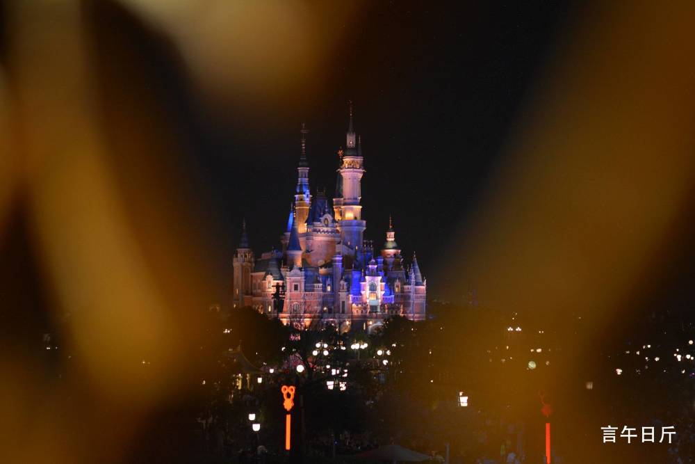 上海迪士尼城堡烟花秀