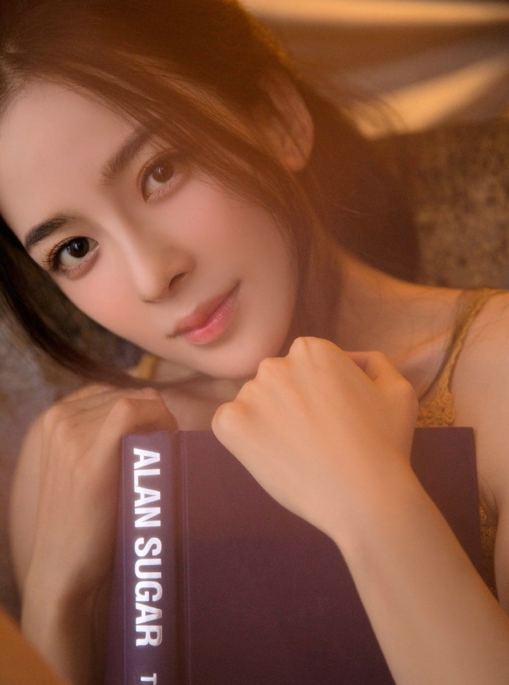 赵韩樱子,《极光之恋》中何静文,一个因爱生恨的富家千金!