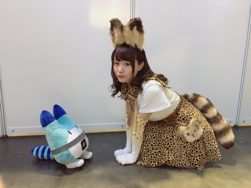 想跟BOSS说话！《兽娘》薮猫声优最新COS照公开