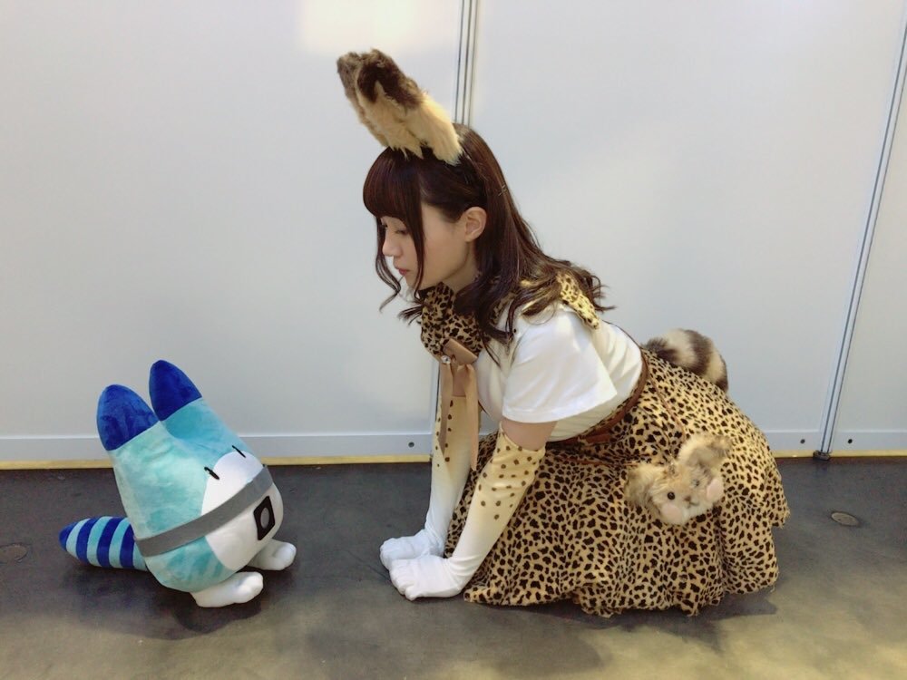想跟BOSS说话！《兽娘》薮猫声优最新COS照公开