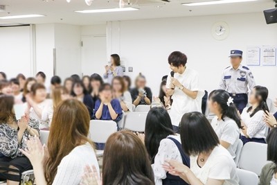 ȫŮۣ|ԣϯߴԭչ