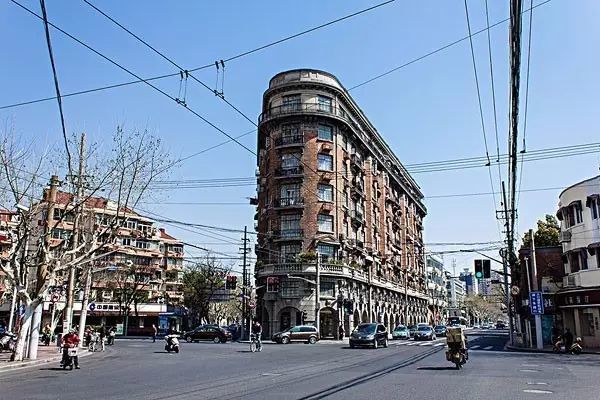 以为纽约是宇宙中心 美国网友一到上海就沉默