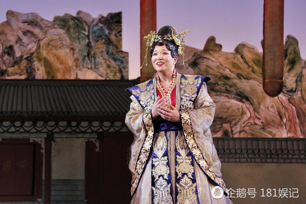 没有了王熙凤 今晚英文原版《红楼梦》看啥