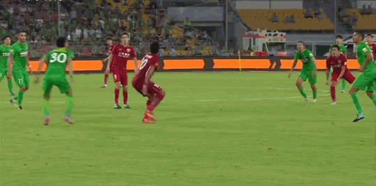 GIF-奥斯卡推射杨智小门破门 博阿斯抗议裁判被罚出场