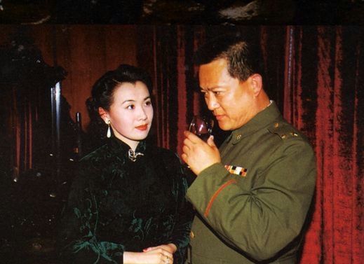 被誉为中国最美女演员，陈道明对她完美称赞，却天妒红颜早早去世 - 3