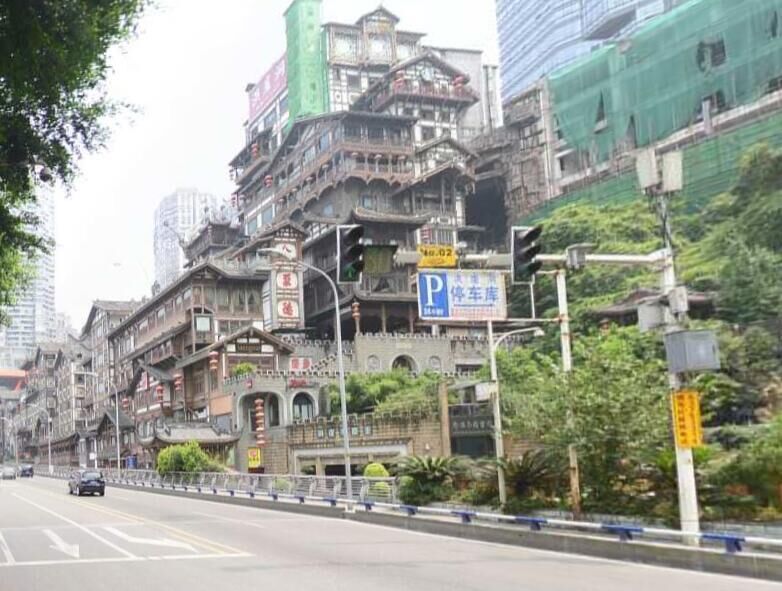 取景地是重庆？《超时空要塞》之父新作详情10月发表